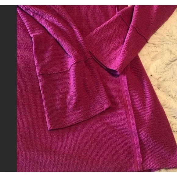 Wildfox Haley Brushed Magenta Purple Barbie Pink Y2K M V-Neck EUC Shirt Top - Picture 5 of 17